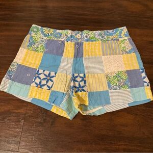 Lilly Pulitzer blue floral patchwork shorts size 2